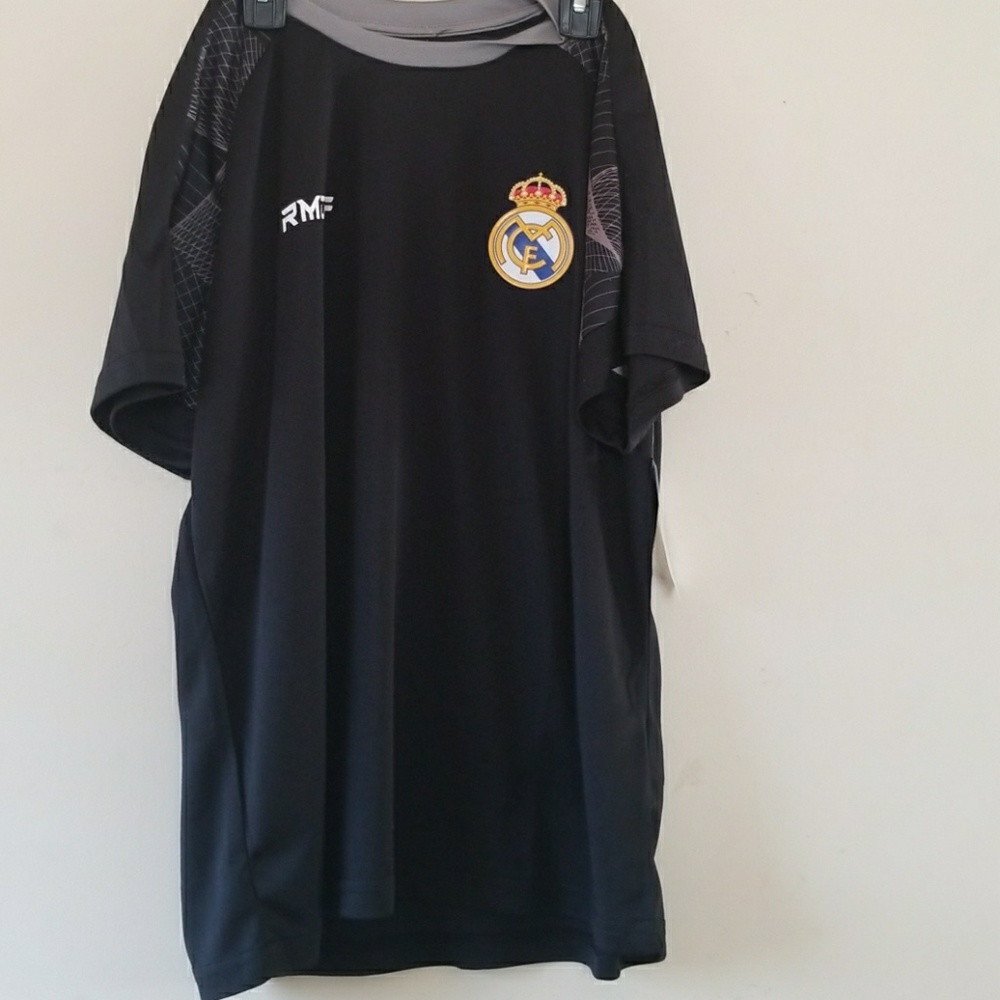 Real Madrid Short Shirt Size XL